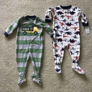 NWT carter’s 2 pack footed fleece pajama set 12 mo
